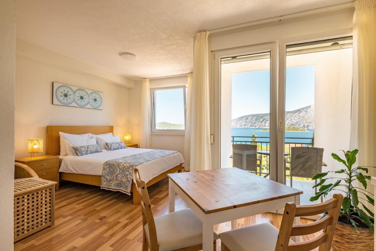 Kis Residence - Adults Only Kneza Buitenkant foto